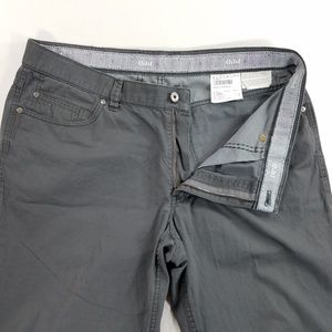 Hiltl - Poshmark